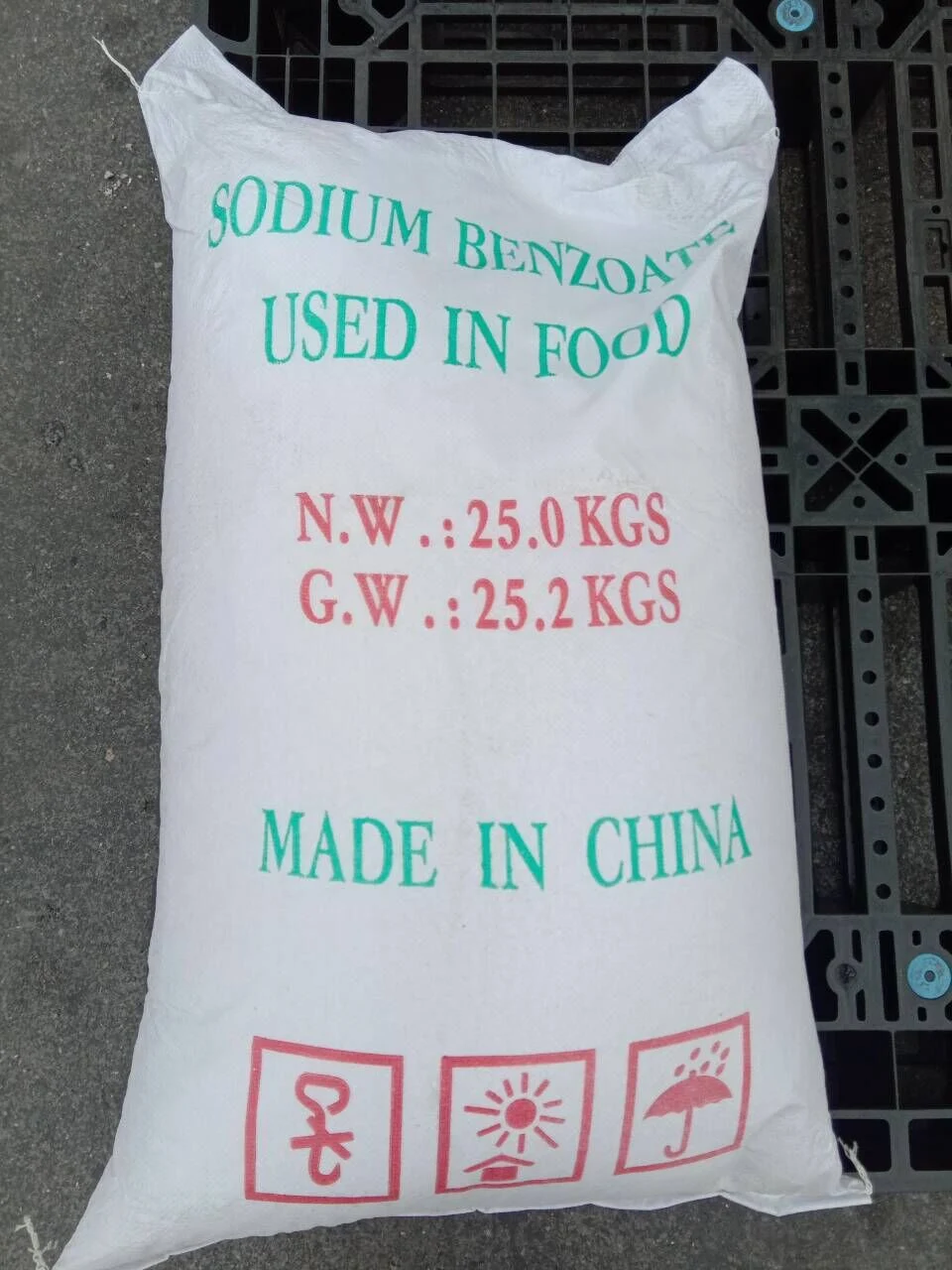 Research Chemical/Sodium Benzoate Powder Preservatives CAS 532-32-1 Food Grade